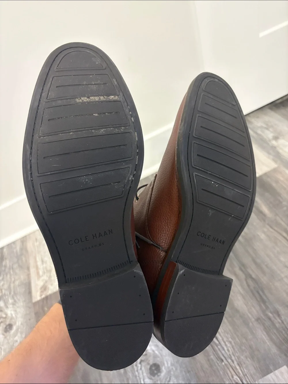 Cole Haan Men's Brown Leather Chukka Boots (Like New!)
